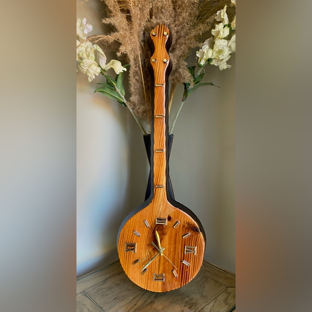HANDCRAFTED INDIAN BANJO CLOCK